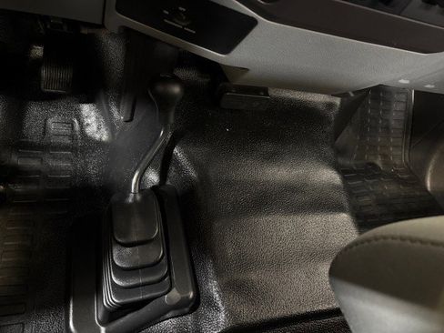 Used 2016 Ford F350 XL image 28