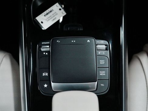 Used 2023 Mercedes-Benz GLA 250 4MATIC image 26