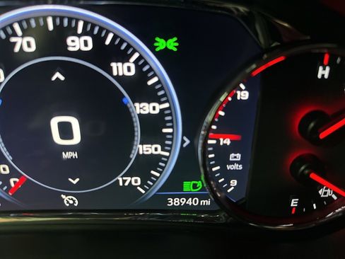 Used 2023 GMC Acadia AT4 w/ Technology Package image 15