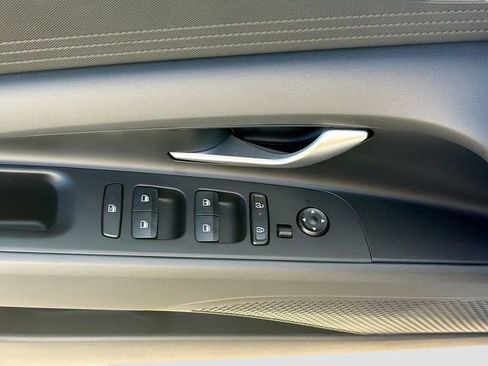 New 2026 Hyundai Elantra SE w/ Cargo Package FWD image 17