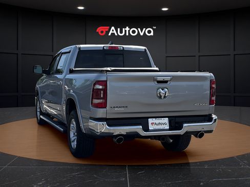 Used 2021 RAM 1500 Laramie AWD/4WD image 3