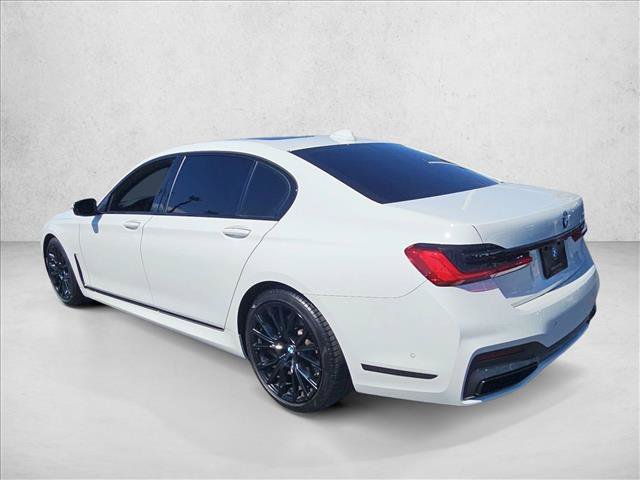 Used 2022 BMW 740i w/ M Sport Package RWD image 8