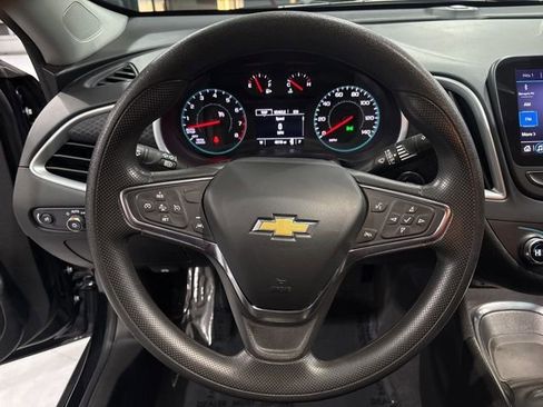 Used 2023 Chevrolet Malibu LT image 14