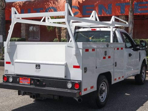 Used 2022 Ford F250 XL w/ Power Equipment Group RWD image 9