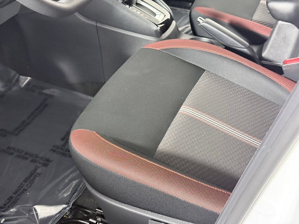 Certified 2025 Nissan Versa SR w/ Trunk Package FWD image 20