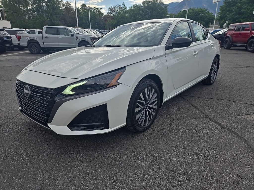 New 2026 Nissan Altima 2.5 SV AWD/4WD image 1