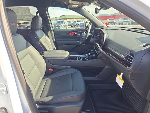 New 2026 Chevrolet Traverse Z71 w/ Driver Confidence Package image 26