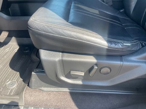 Used 2019 Ford F150 XLT w/ Equipment Group 302A Luxury AWD/4WD image 10