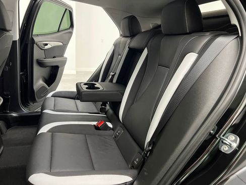 Used 2024 Buick Envision Sport Touring image 14