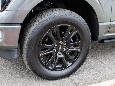 Used 2025 Ford F150 Platinum w/ Equipment Group 702A High image 5