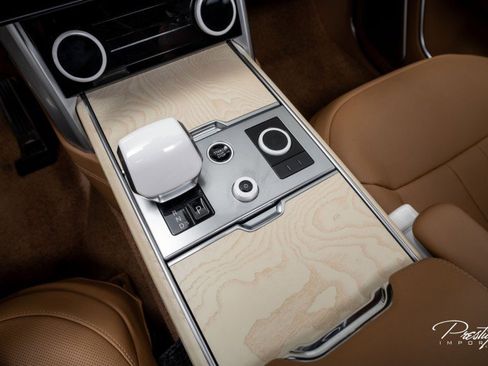 Used 2023 Land Rover Range Rover SV image 25