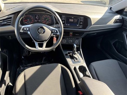Certified 2021 Volkswagen Jetta S image 7