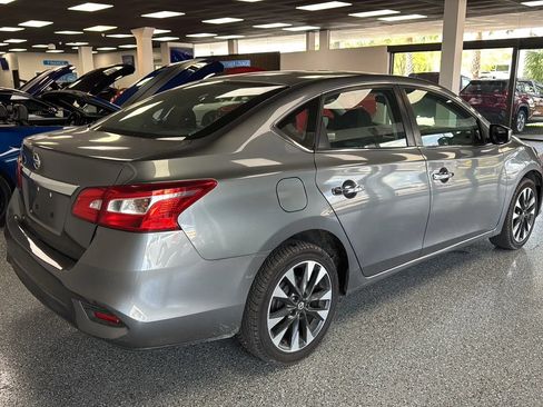 Used 2018 Nissan Sentra S FWD image 5
