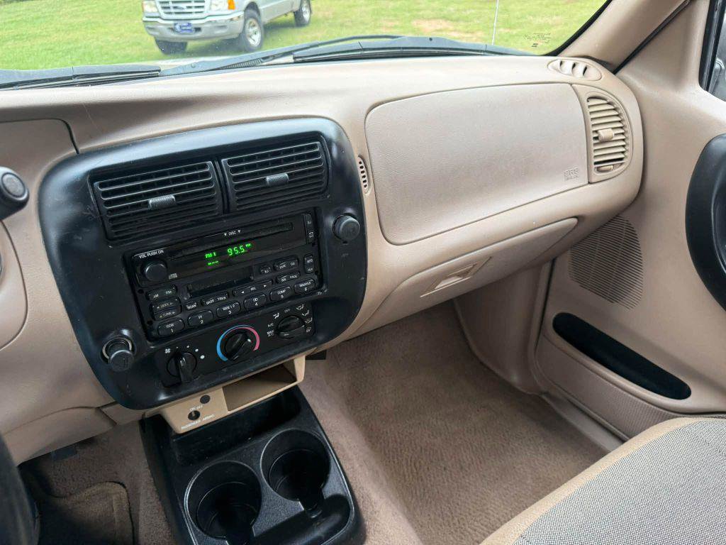 Used 2002 Ford Ranger 2WD SuperCab image 25