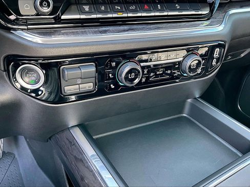 Used 2025 Chevrolet Silverado 3500 LTZ w/ Trail Boss Package image 26