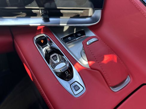 Used 2022 Chevrolet Corvette Stingray Premium Conv w/ Z51 Performance Package RWD image 26