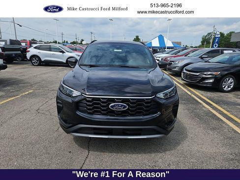 Used 2025 Ford Escape ST-Line AWD/4WD image 8