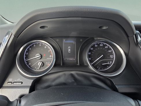 Used 2019 Toyota Camry SE image 15