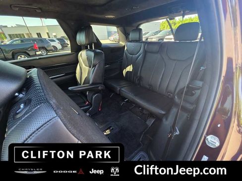 Used 2024 Hyundai Palisade Calligraphy AWD/4WD image 14