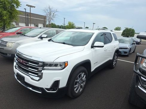 Used 2021 GMC Acadia SLT FWD image 1