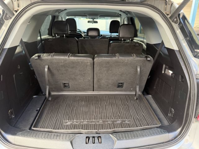 Used 2020 Ford Explorer XLT w/ Equipment Group 202A AWD/4WD image 26