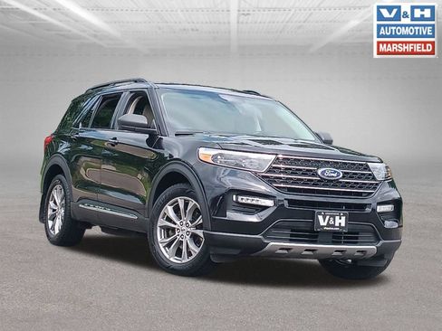 Used 2020 Ford Explorer XLT w/ Equipment Group 202A AWD/4WD image 1