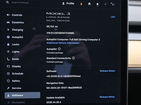 Used 2019 Tesla Model 3 Long Range image 33
