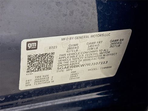 Used 2024 Buick Enclave Essence image 30