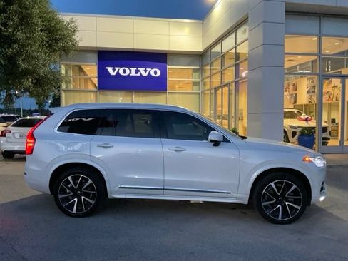 Certified 2023 Volvo XC90 B6 Plus AWD/4WD image 8