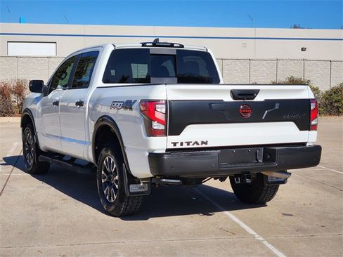 Used 2024 Nissan Titan PRO-4X w/ Pro-4x Convenience Package image 7