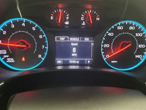 Used 2018 Chevrolet Equinox LT image 23