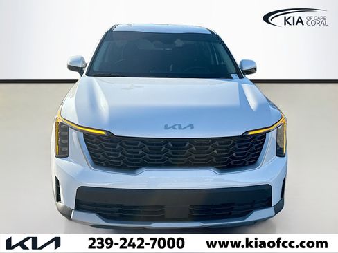 New 2026 Kia Sorento LX image 8