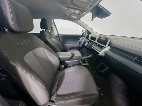 Used 2024 Hyundai Ioniq 5 SEL image 31
