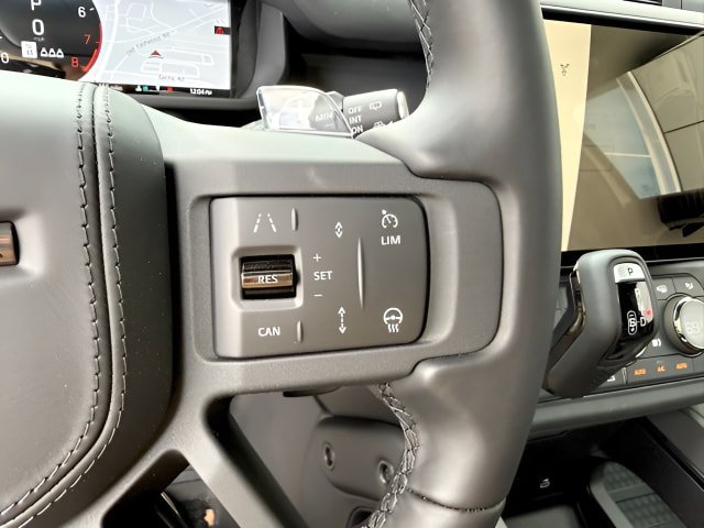 New 2026 Land Rover Defender 110 OCTA AWD/4WD image 67