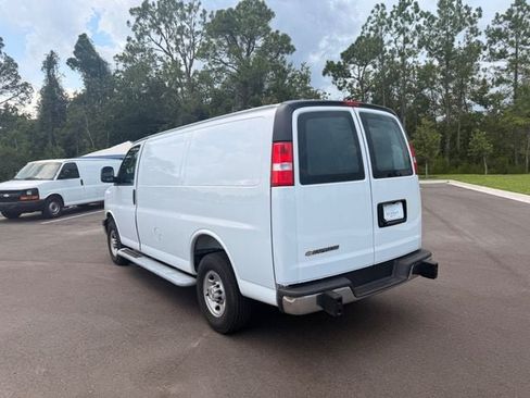 Used 2025 Chevrolet Express 2500 w/ Driver Convenience Package RWD image 12