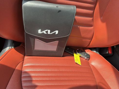 Used 2025 Kia Sportage SX FWD image 22