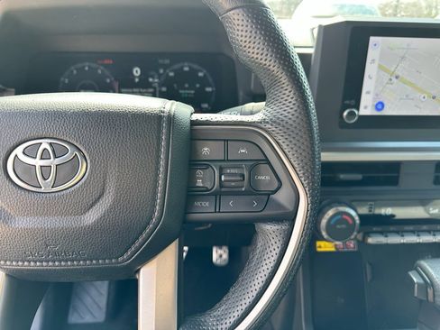 Used 2024 Toyota Tacoma TRD Sport w/ TRD Sport Upgrade Package image 16