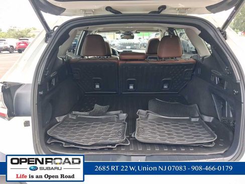 Used 2023 Subaru Outback Touring AWD/4WD image 21