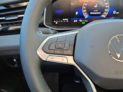 New 2026 Volkswagen Jetta SE image 16