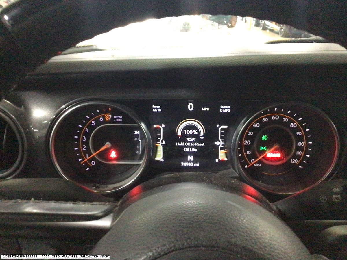Used 2022 Jeep Wrangler Unlimited Sport AWD/4WD image 12