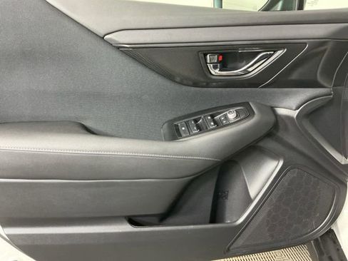 Used 2025 Subaru Outback Premium image 13