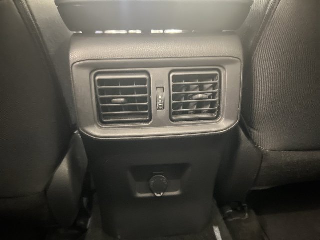 Used 2023 Toyota RAV4 LE AWD/4WD image 19