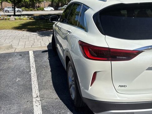 Used 2020 INFINITI QX50 Luxe w/ Navigation Package image 3