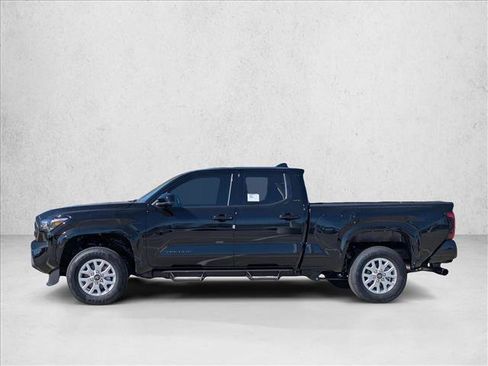 New 2025 Toyota Tacoma SR5 image 5