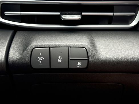 New 2026 Hyundai Elantra SE FWD image 17