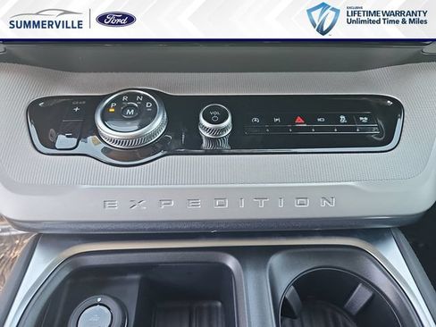 New 2026 Ford Expedition Active RWD image 30