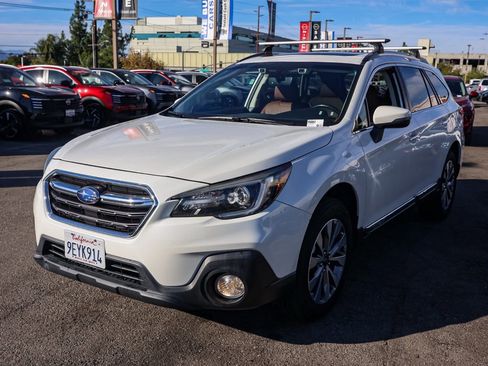 Used 2019 Subaru Outback 3.6R Touring w/ Popular Package #3A image 8