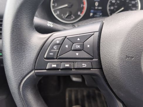 Used 2025 Nissan Sentra S FWD image 16