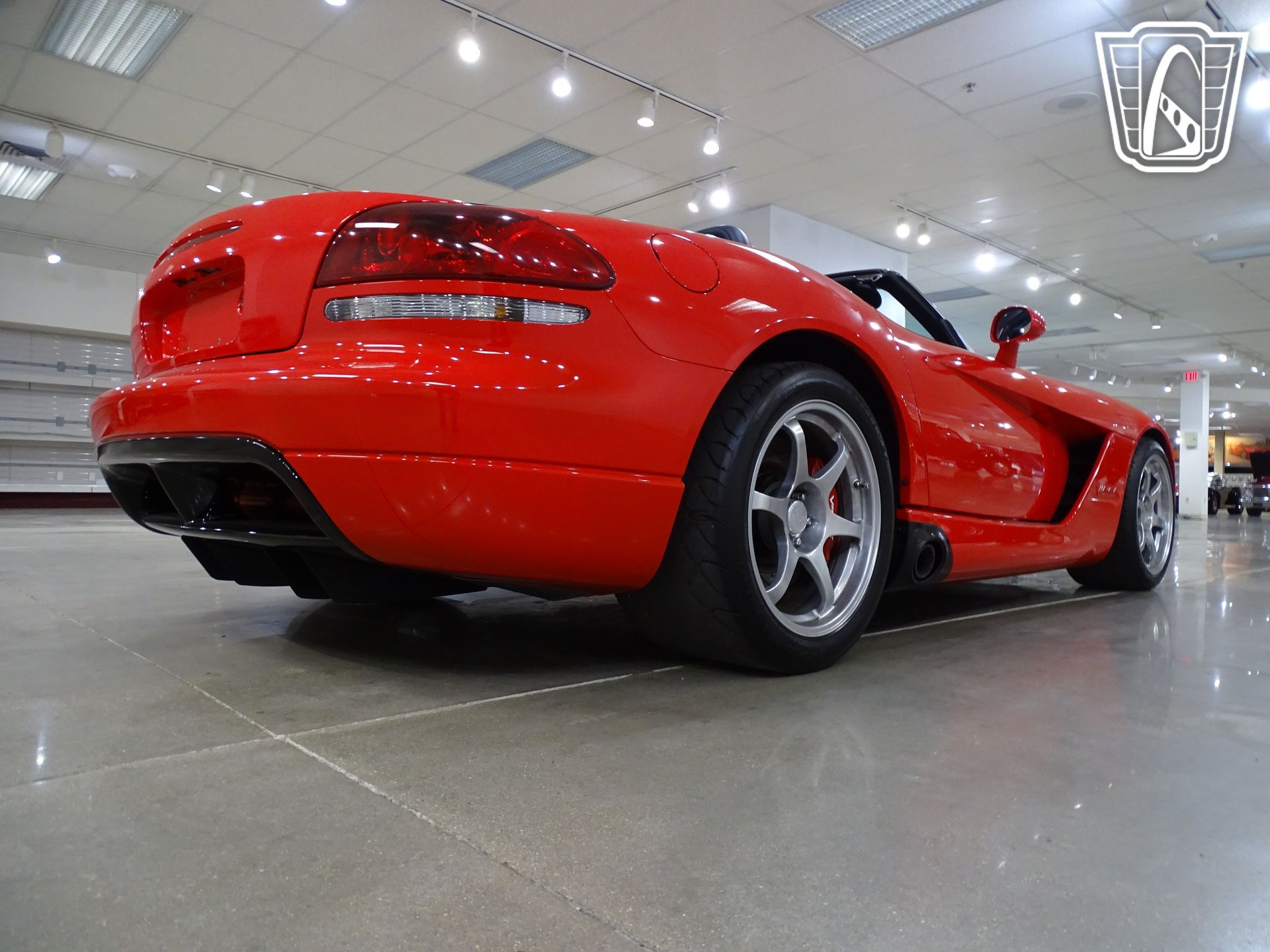 Used 2003 Dodge Viper SRT-10 RWD image 16