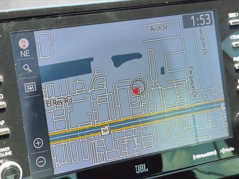 Used 2022 Toyota Camry XSE w/ Navigation Package FWD image 13